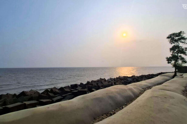 আকিলপুর সমুদ্র সৈকত - GoArif